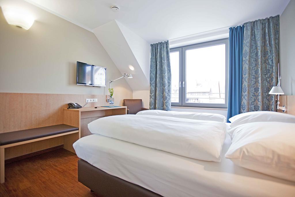 Sebcity Hotel Ellwangen Pokoj fotografie